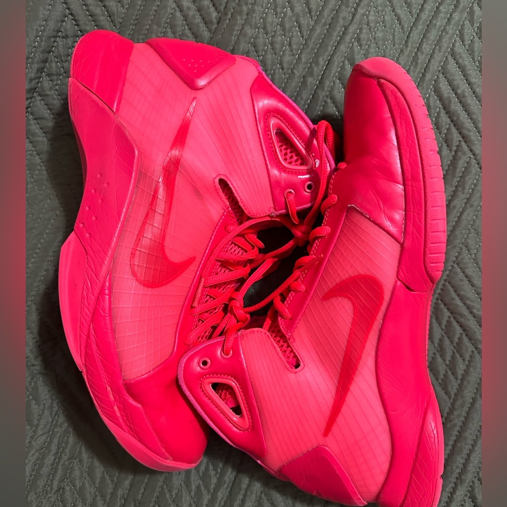 Nike Hyperdunk 2006